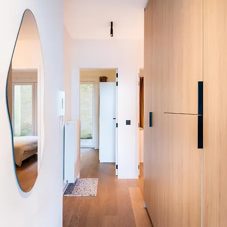 아파트 On Zeedijk With Stunning Sea Views
