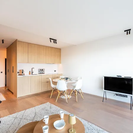 아파트 On Zeedijk With Stunning Sea Views