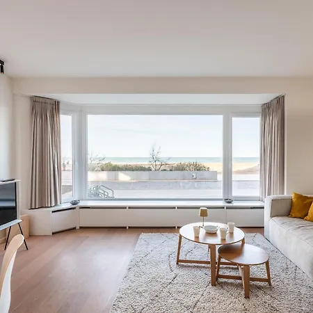 아파트 On Zeedijk With Stunning Sea Views